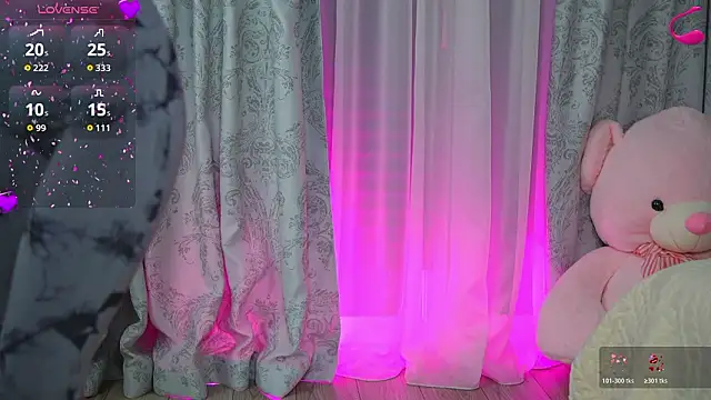 EvaSparks  online show from March 12, 2026, 11:22 pm