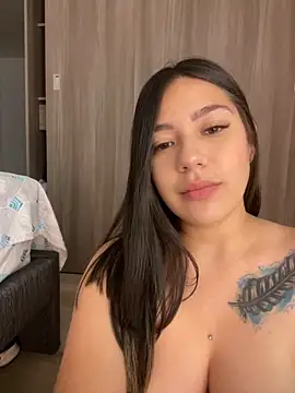 Latina vanessa online show from January 29, 2025, 12:33 am