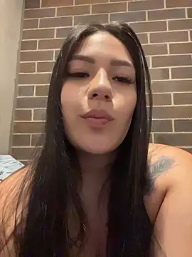 Snapshot of Latina_vanessa chatting on May 19, 2026, 4:19 am Latina vanessa online show from May 19, 2026, 4:19 am