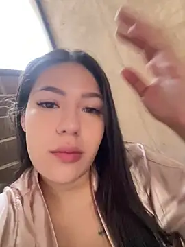 Snapshot of Latina_vanessa chatting on May 24, 2026, 1:05 pm Latina vanessa online show from May 24, 2026, 1:05 pm