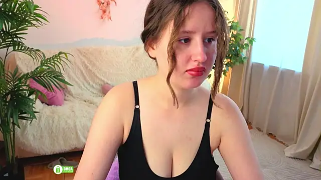 SquirtBabee online show from August 8, 2026, 10:50 am