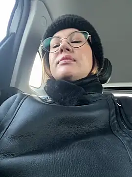 RinaCat online show from January 11, 2026, 5:23 am