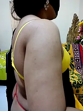 Ameera19 online show from October 15, 2025, 8:31 pm
