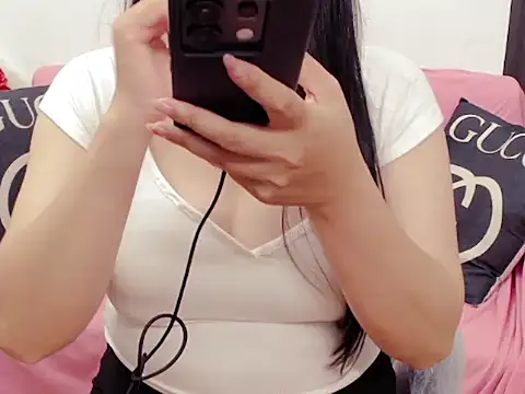 Haruka95 online show from May 11, 2026, 4:04 pm