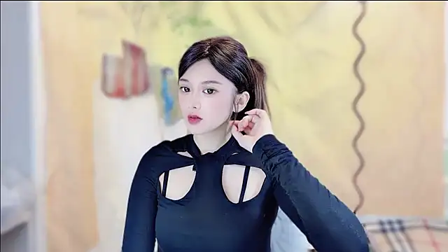 VIWVI online show from November 7, 2025, 4:12 am