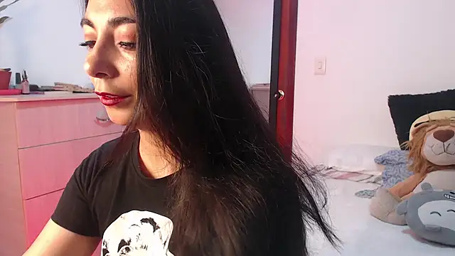 Snapshot of Karla_hernandez_ chatting on February 27, 2026, 10:48 am Karla hernandez online show from February 27, 2026, 10:48 am