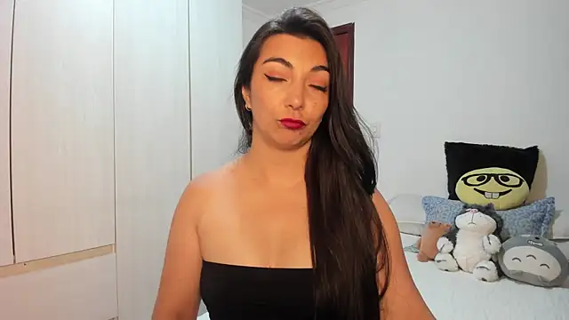 Karla hernandez  online show from June 2, 2026, 10:39 am