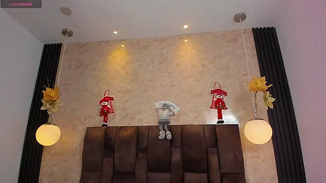 keyla  ross online show from December 16, 2025, 8:14 pm