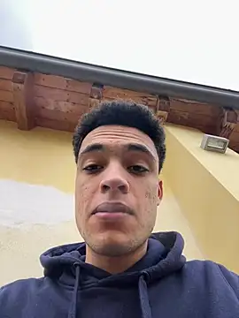 LukonPorn online show from March 1, 2025, 1:07 pm