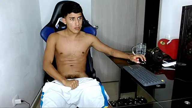 Juan da01 online show from March 13, 2025, 6:58 am