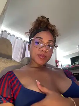 ashley Tompson1 online show from April 15, 2026, 2:02 pm