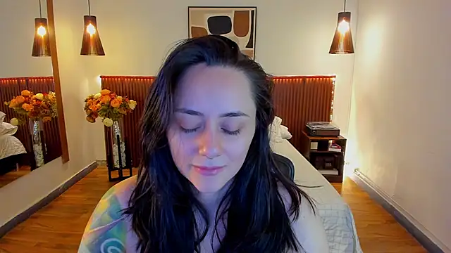 KatherineBond online show from June 16, 2026, 6:43 pm