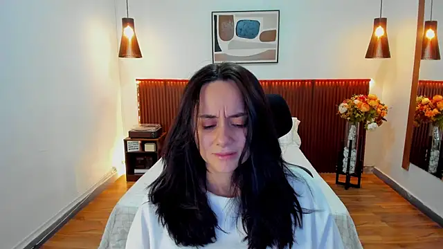 KatherineBond online show from July 10, 2026, 4:31 pm