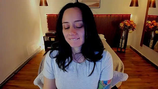 KatherineBond online show from July 28, 2026, 8:52 pm
