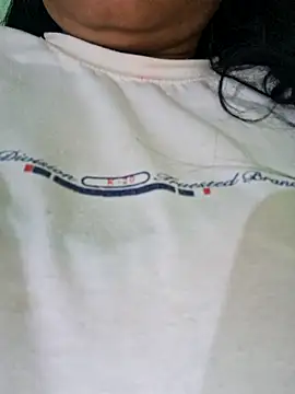 Priya Bong online show from October 14, 2025, 2:23 am