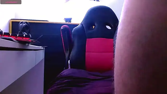 deividcloud36 online show from March 8, 2026, 2:04 am