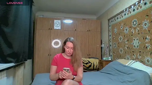 AnnaXLovers online show from March 5, 2026, 11:50 am