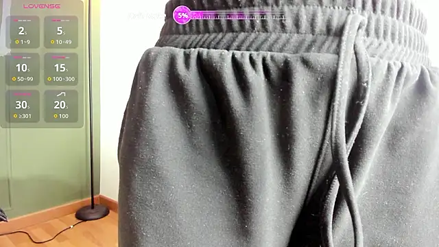 LILA ELLIOT online show from February 28, 2026, 6:03 am