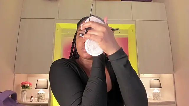 tamaraa smiith online show from January 11, 2026, 1:16 pm