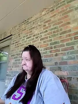 Snapshot of Bayou_Woman68 chatting on October 14, 2025, 3:35 pm Bayou Woman68 online show from October 14, 2025, 3:35 pm