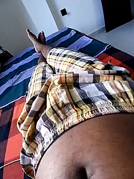 alanjoyoo online show from March 15, 2025, 3:40 am