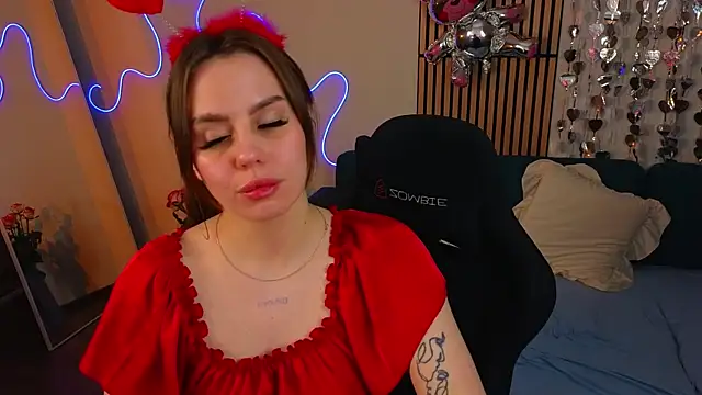 Snapshot of Aisha_Riley chatting on February 13, 2026, 3:41 pm Aisha Riley online show from February 13, 2026, 3:41 pm