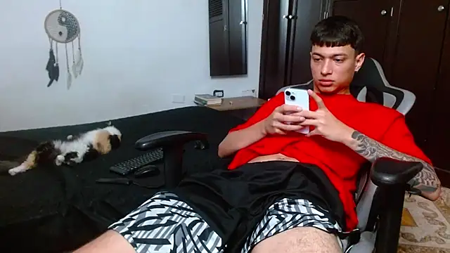 aaron blug online show from February 22, 2025, 9:59 pm