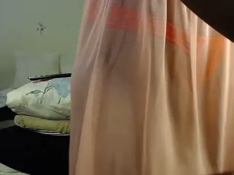 Snapshot of DarkBerry8 chatting on November 8, 2025, 6:29 pm DarkBerry8 online show from November 8, 2025, 6:29 pm