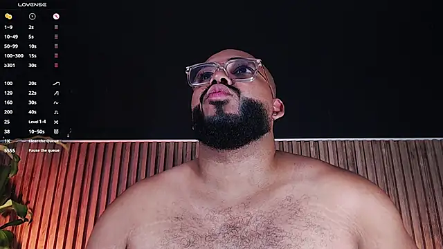 DilanJonnes  online show from March 18, 2025, 2:04 am