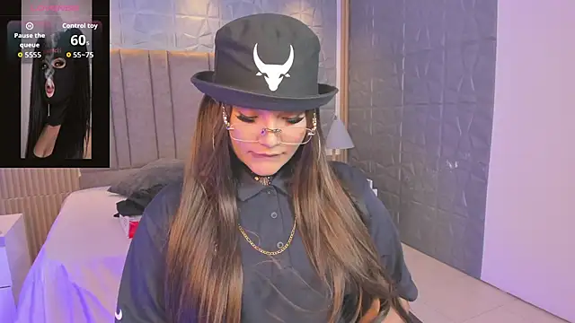 ArigyGomez online show from April 16, 2026, 8:42 pm