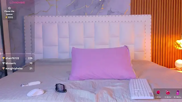 indianschoolgirl online show from April 4, 2026, 7:22 pm