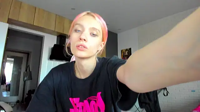  Alice Kitty online show from June 26, 2026, 5:06 pm