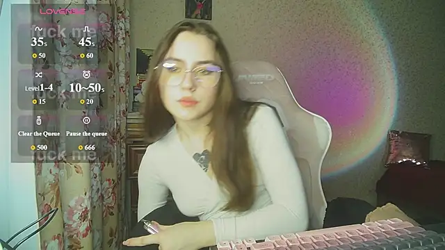 Aurora workerr online show from July 21, 2026, 1:35 pm
