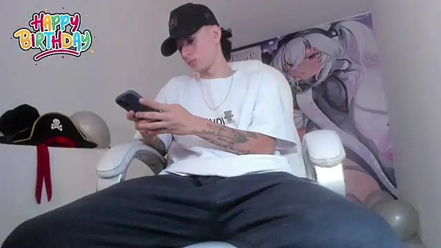 FrannBoy online show from February 16, 2026, 9:44 pm