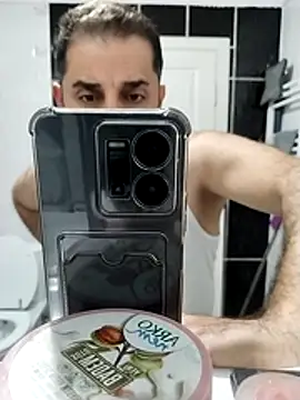 milf hunter 35 online show from April 13, 2026, 4:51 am