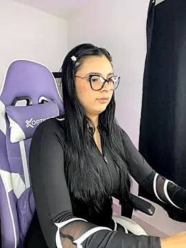 Madyson Hot online show from November 15, 2025, 1:07 pm