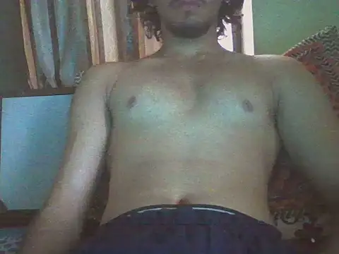 Snapshot of Hairycharisma chatting on July 10, 2026, 9:12 am Hairycharisma online show from July 10, 2026, 9:12 am