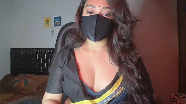 Most-Beautiful-Queen online show from November 14, 2025, 7:01 pm