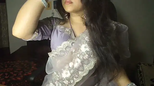 Most-Beautiful-Queen online show from July 18, 2026, 5:06 pm