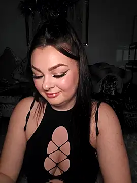 Snapshot of Britishbella chatting on October 31, 2025, 10:22 pm Britishbella online show from October 31, 2025, 10:22 pm