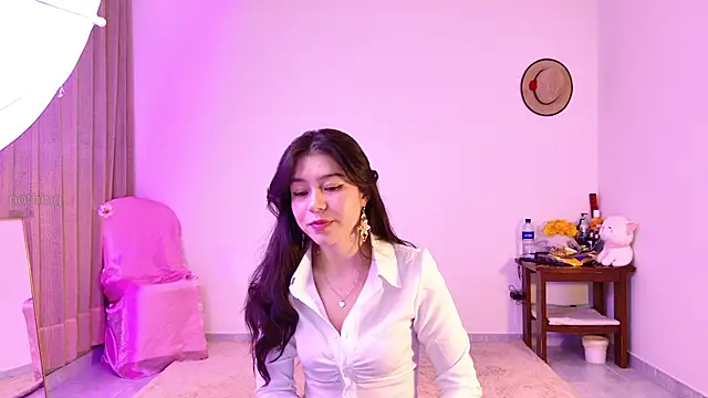 pink flower  online show from November 12, 2025, 11:58 pm