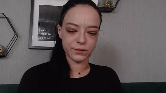 IzabelllNoir online show from February 4, 2025, 9:17 am