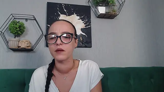 IzabelllNoir online show from September 26, 2025, 11:03 am