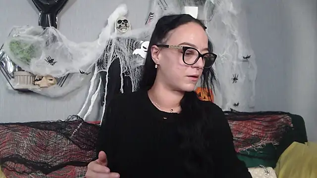 IzabelllNoir online show from October 24, 2025, 11:06 am