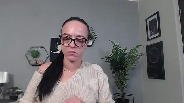 IzabelllNoir online show from March 4, 2026, 9:59 am