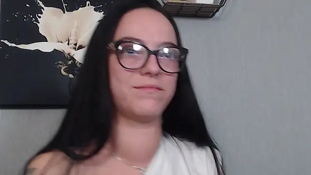 IzabelllNoir online show from March 18, 2026, 9:56 am