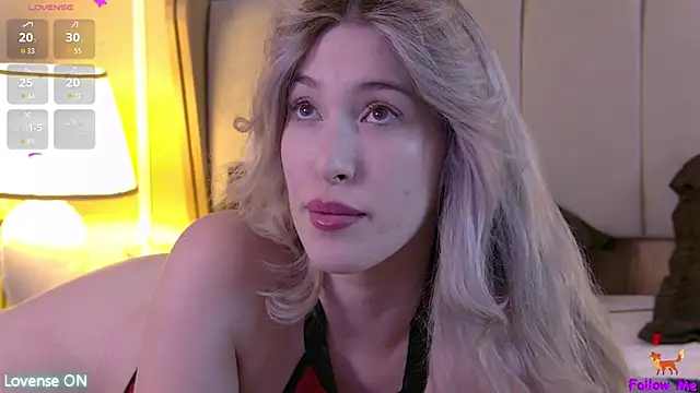 Snapshot of SerenaBennet chatting on September 28, 2025, 12:21 pm SerenaBennet online show from September 28, 2025, 12:21 pm