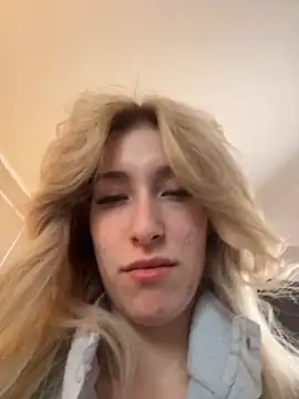 Snapshot of SerenaBennet chatting on November 30, 2025, 11:25 am SerenaBennet online show from November 30, 2025, 11:25 am