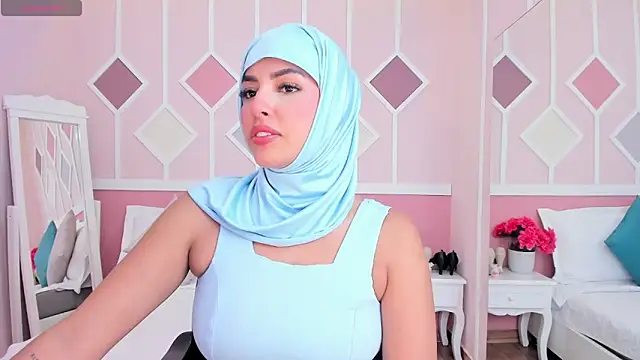 Lea nahid online show from April 14, 2026, 8:15 pm