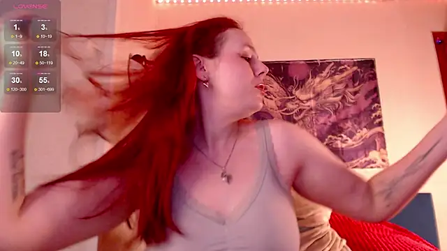 VanessaLincum online show from September 29, 2025, 6:51 am